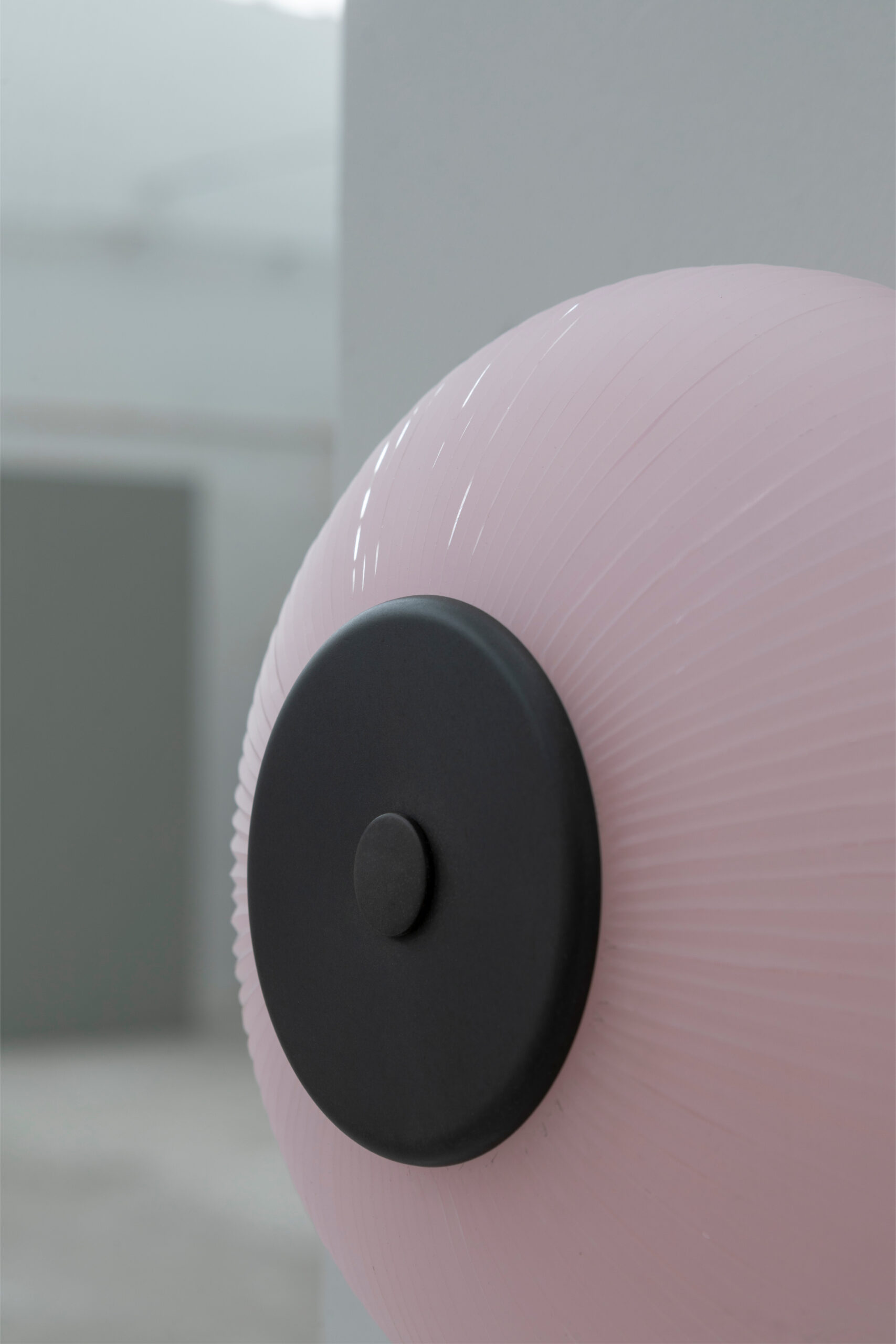 Wall Lamp Candy EyesSculpted mat opal
